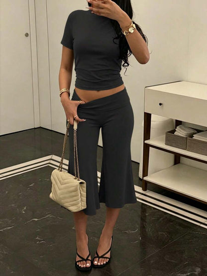 Bachina – Ensemble 2 pièces col rond et pantalon évasé 3/4