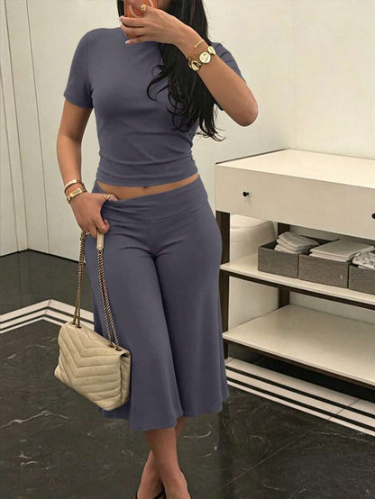 Bachina – Ensemble 2 pièces col rond et pantalon évasé 3/4