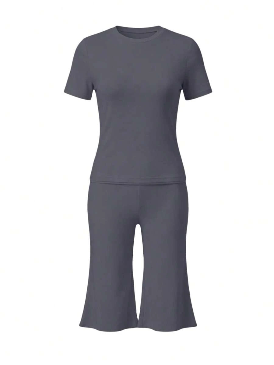 Bachina – Ensemble 2 pièces col rond et pantalon évasé 3/4