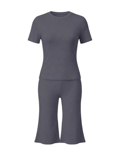 Bachina – Ensemble 2 pièces col rond et pantalon évasé 3/4