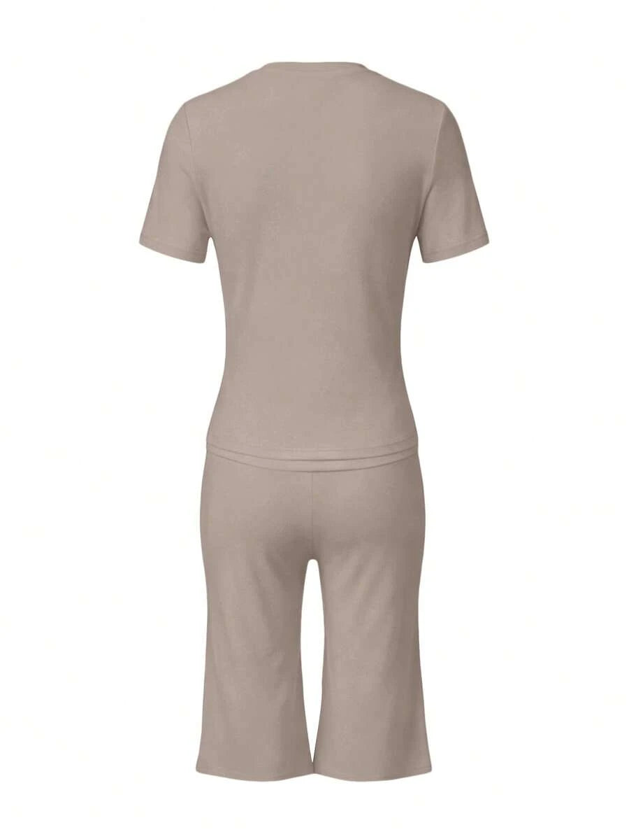 Bachina – Ensemble 2 pièces col rond et pantalon évasé 3/4