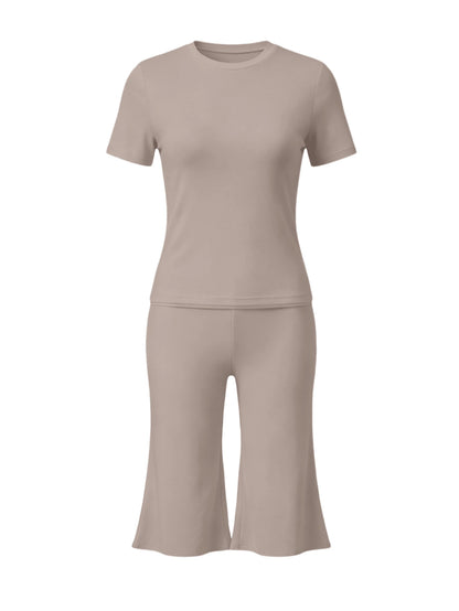 Bachina – Ensemble 2 pièces col rond et pantalon évasé 3/4