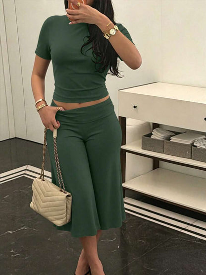 Bachina – Ensemble 2 pièces col rond et pantalon évasé 3/4