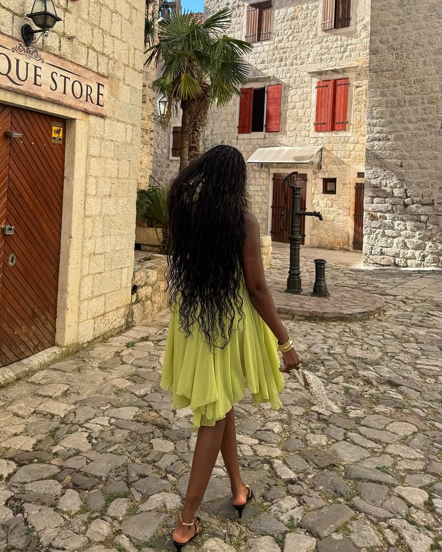 Pure Desire – Robe à bretelles ample en maille respirante avec décolleté lacé