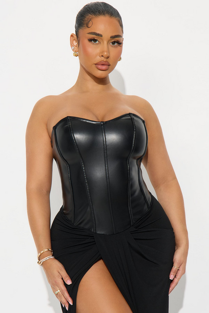 Bachina – Robe maxi en simili cuir à coupe droite et fermeture zippée