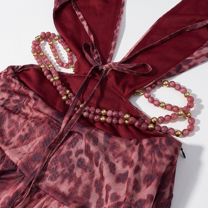 ZARA – Robe en métal décorée avec design léopard et coupe ajustée