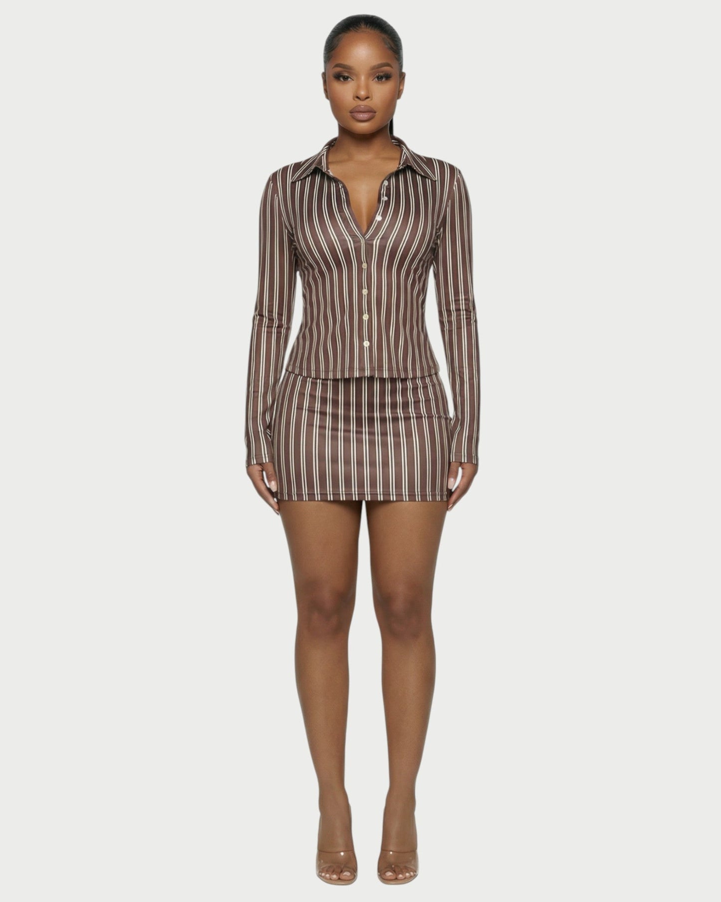 AVENYA – Ensemble chemise rayée à manches longues et mini jupe ajustée