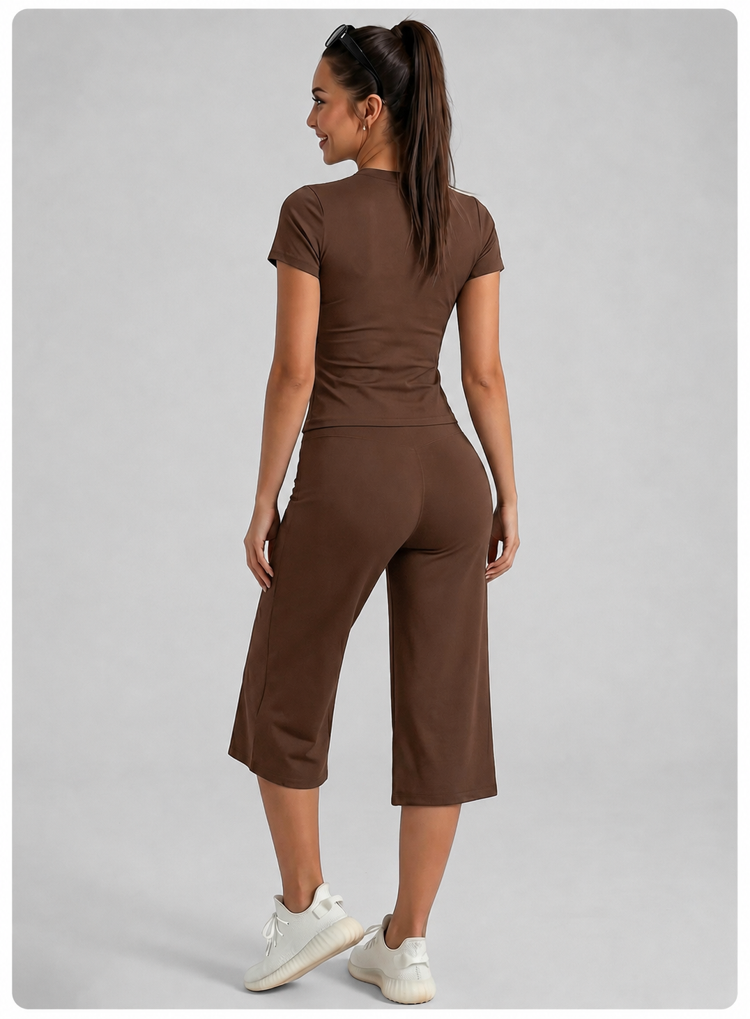 Bachina – Ensemble 2 pièces col rond et pantalon évasé
