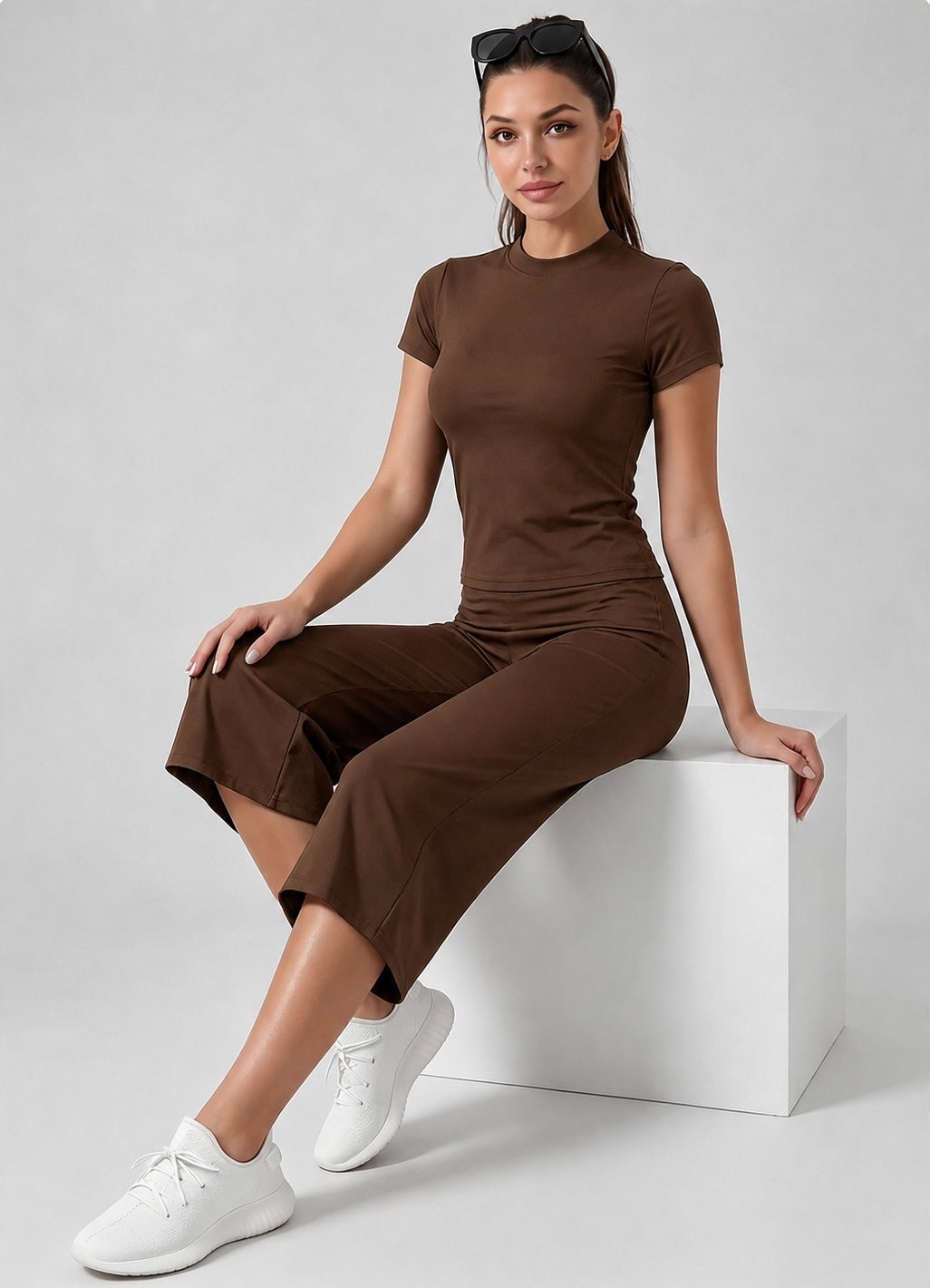 Bachina – Ensemble 2 pièces col rond et pantalon évasé