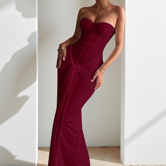Alveraine | Robe de soirée sans bretelles avec taille en ruban et coupe longue