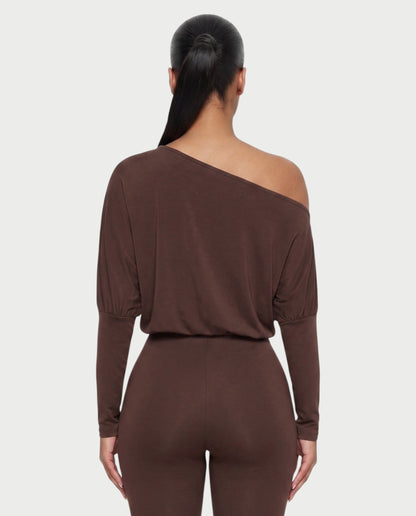 Bachina – Ensemble blouson asymétrique et pantalon capri ajusté