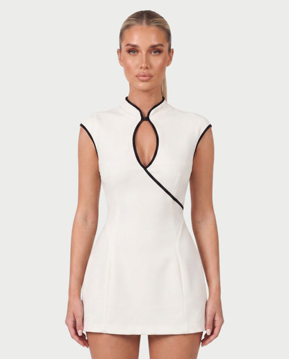 Bachina – Robe mini col montant avec piping contrasté