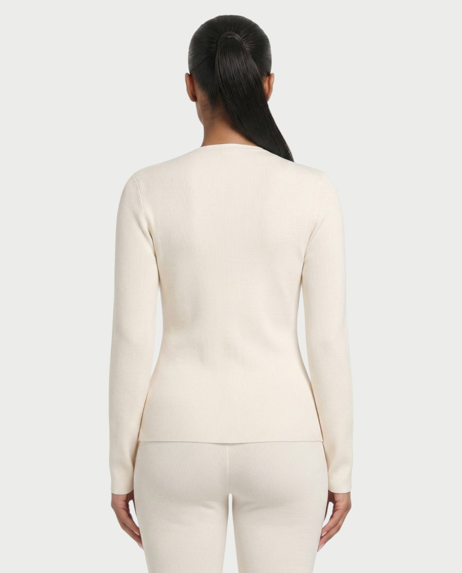 Saylia – Ensemble top boutonné et pantalon capri en tissu léger et coupe ajustée
