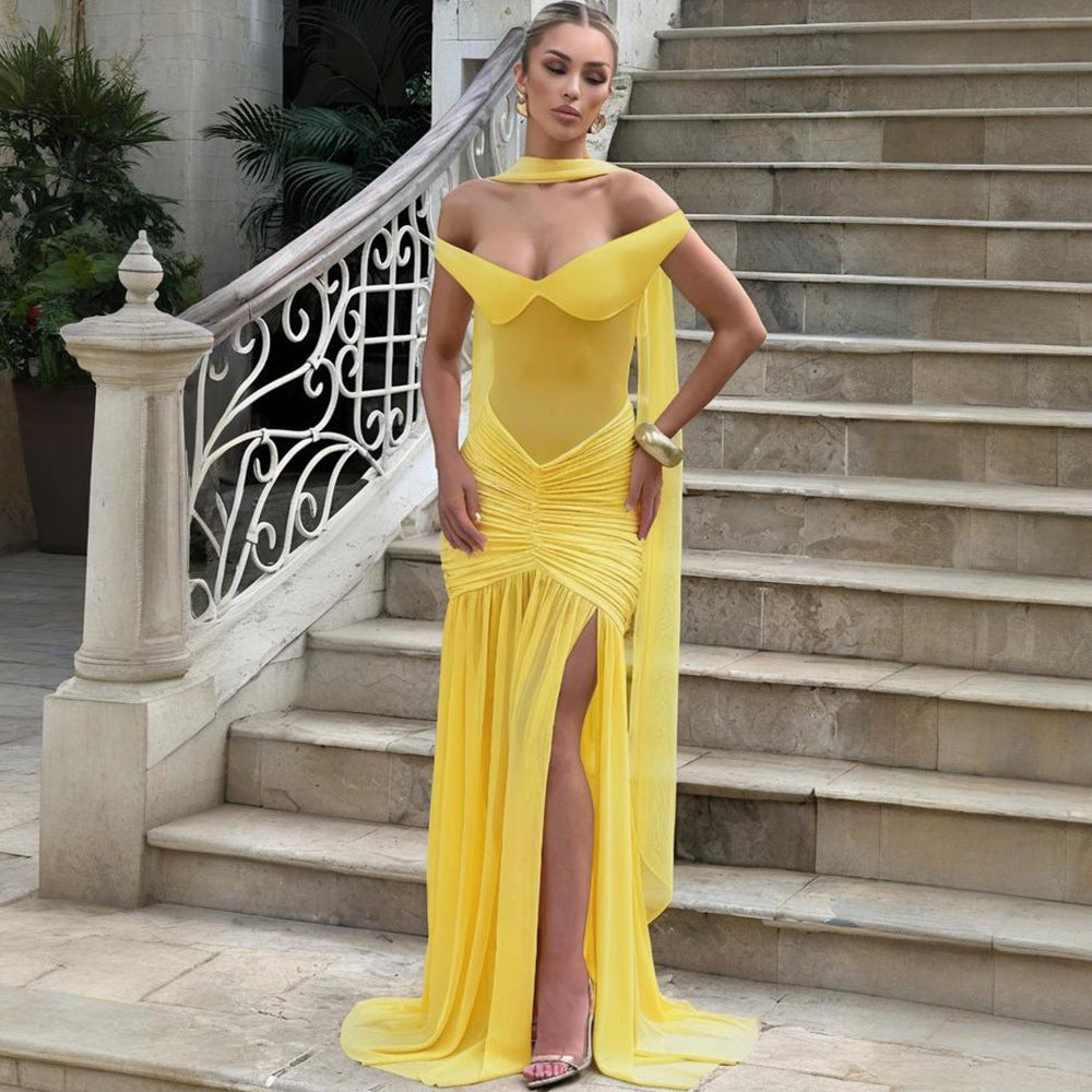 Crossborder – Robe longue en tulle à décolleté dos nu et fente latérale