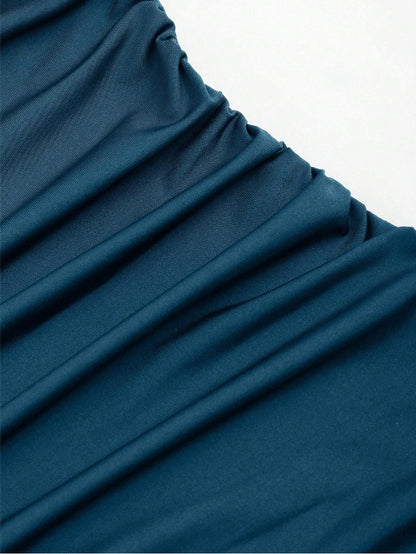 ATYWS - Robe longue à bretelles en dentelle à Ourlet en queue de poisson et design plissé
