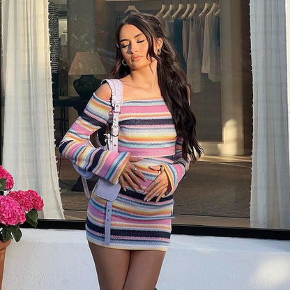 ATYWS – Robe ajustée à rayures avec manches longues et design slim