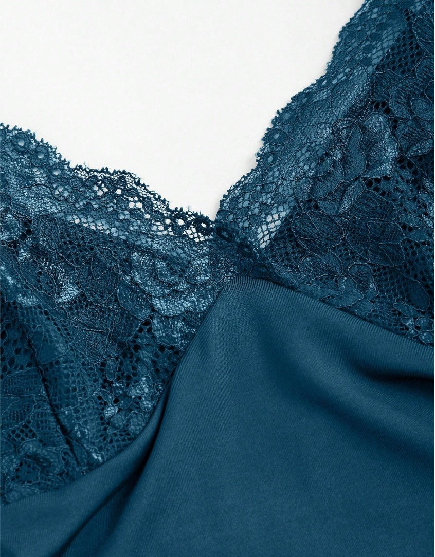ATYWS - Robe longue à bretelles en dentelle à Ourlet en queue de poisson et design plissé