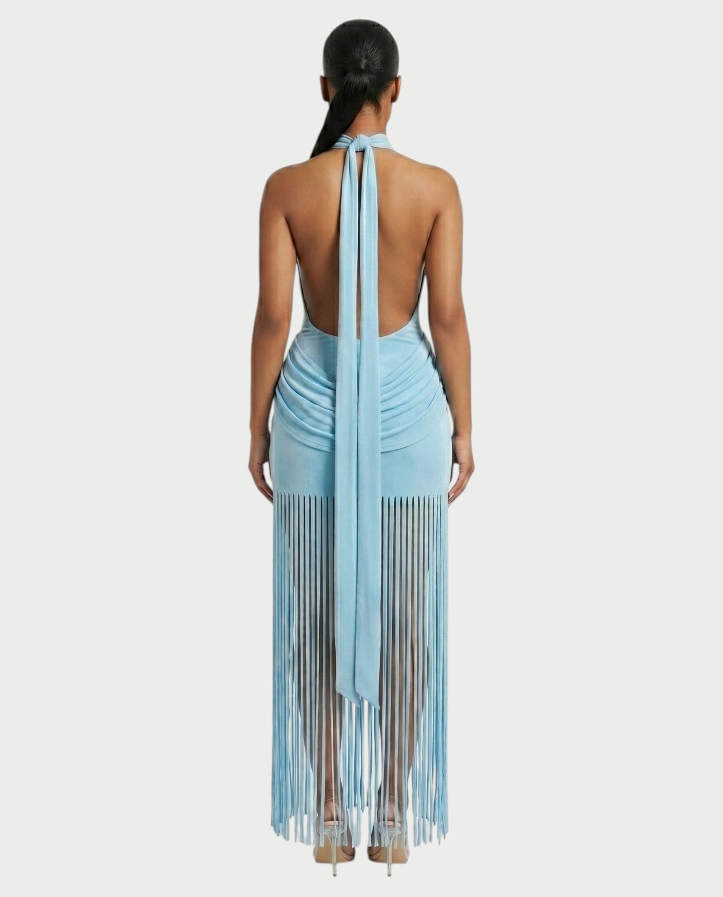 Salyne – Robe maxi drapée à col halter et franges