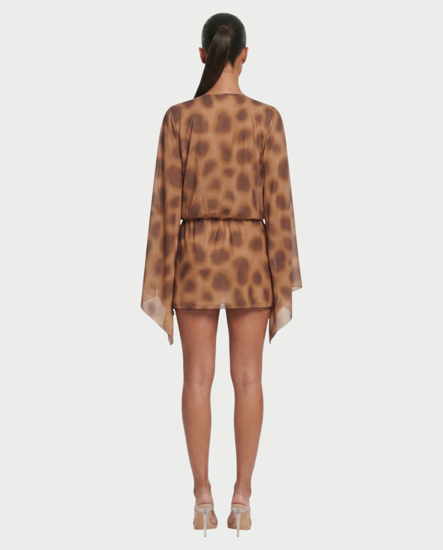 Salyne – Robe mini drapée à décolleté plongeant et imprimé animalier