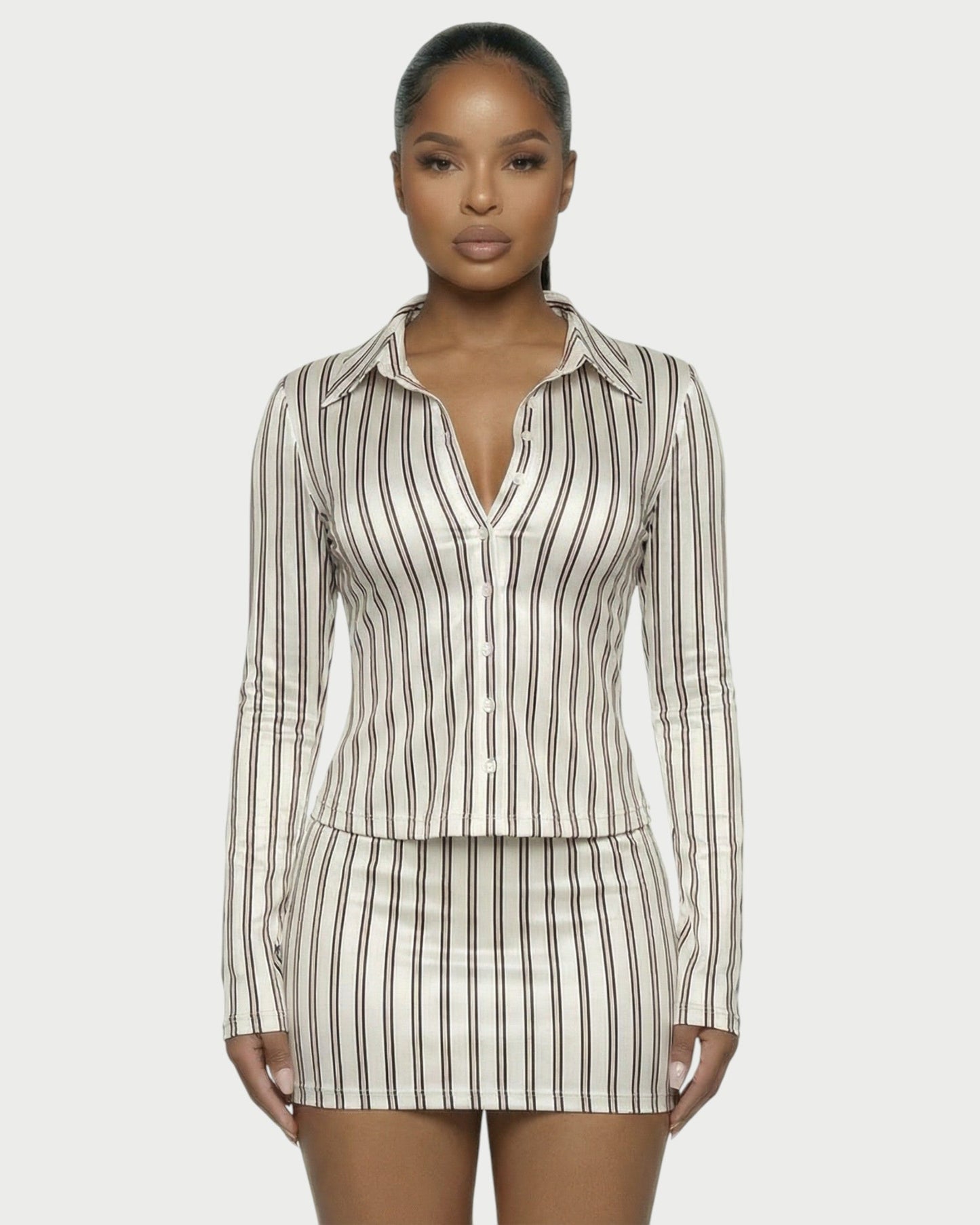 AVENYA – Ensemble chemise rayée à manches longues et mini jupe ajustée