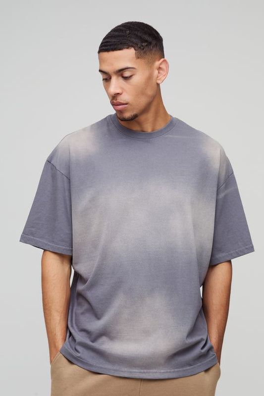 boohooMAN - T-Shirt à col rond oversize spray wash