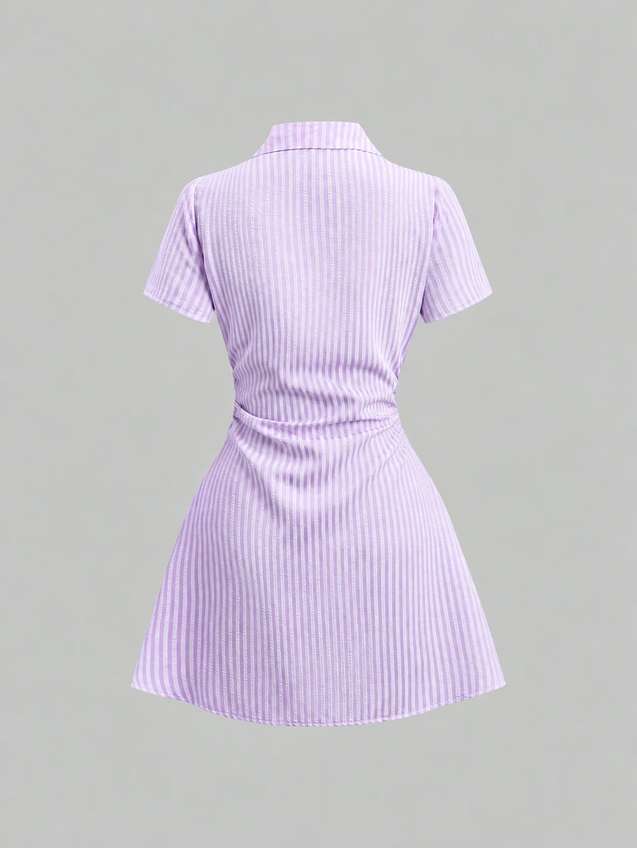 Sweetra Ismora – Robe chemise cintrée à manches courtes et taille affinante