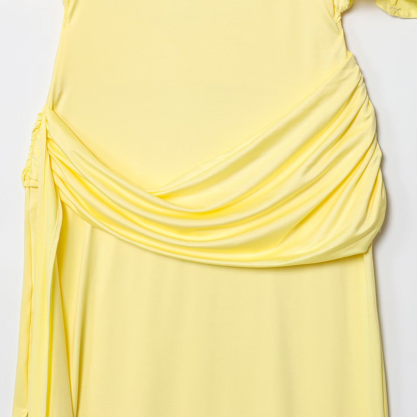 ZAA – Robe longue dos nu à volants, coupe élégante et design tendance