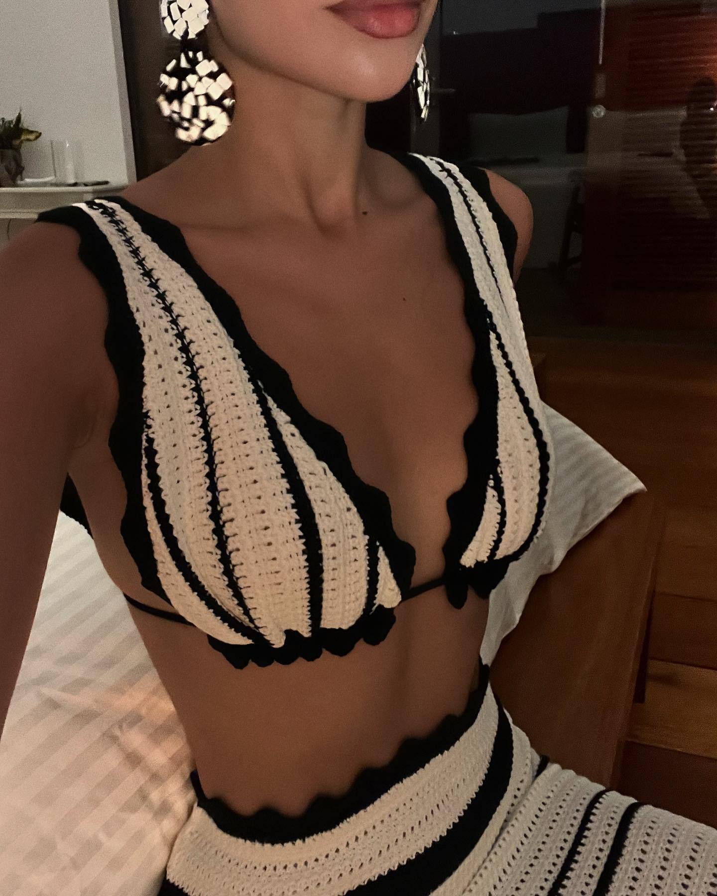 Apperloth – Ensemble boho avec soutien-gorge tricoté dos nu et jupe longue à volants