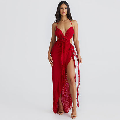 ATYWS – Robe à décolleté V avec fente haute et détails en dentelle