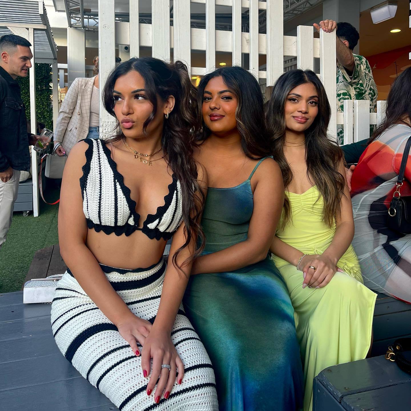 Apperloth – Ensemble boho avec soutien-gorge tricoté dos nu et jupe longue à volants